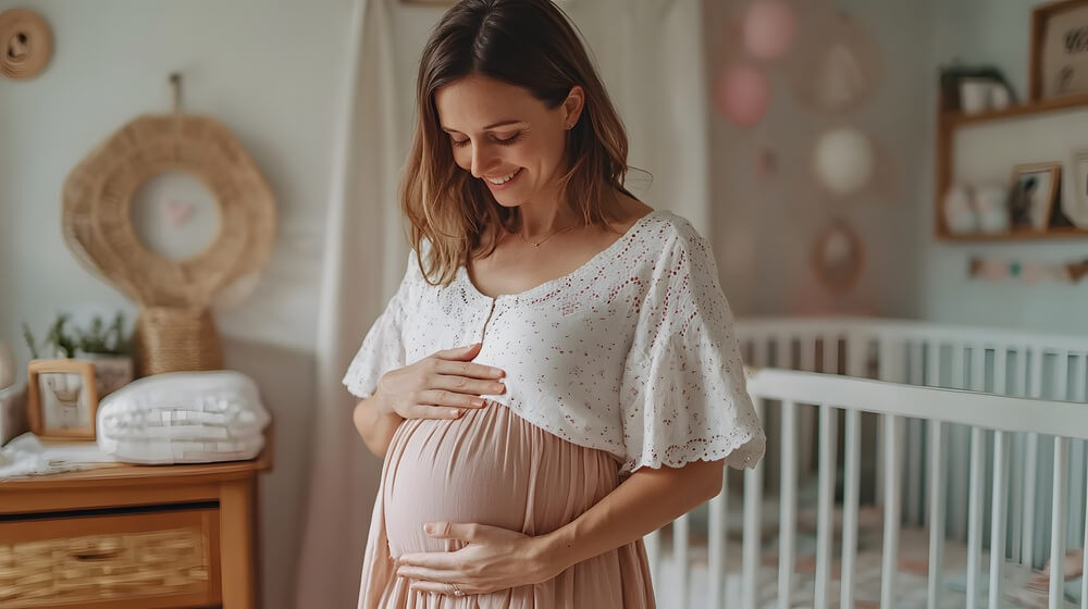 Bluzki do karmienia z krótkim rękawem – jakie modele są najpraktyczniejsze?