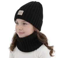 Czarny