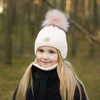 Czapka i komin dla dziewczynki zimowy komplet, biały, z pomponem Dilajla