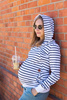 Bluza ciążowa i do karmienia Milk Please w granatowo-kremowe paski