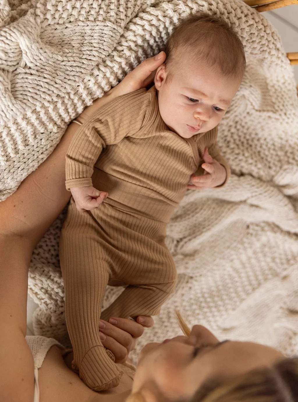 Body Niemowlęce Kopertowe Dzidziuś DR Natural Harmony - Latte