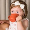 Babyono Ergonomiczny Kubek Treningowy Flow -beżowy