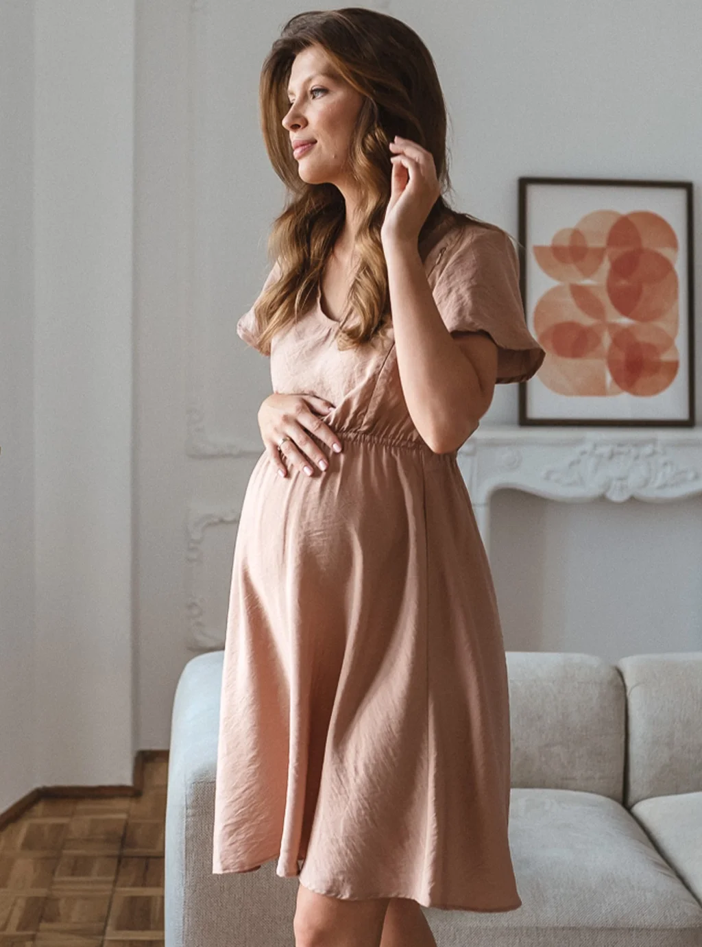 Sukienka ciążowa i do karmienia Lovely Dress wiskoza kreszowana krótki rękaw - beżowa