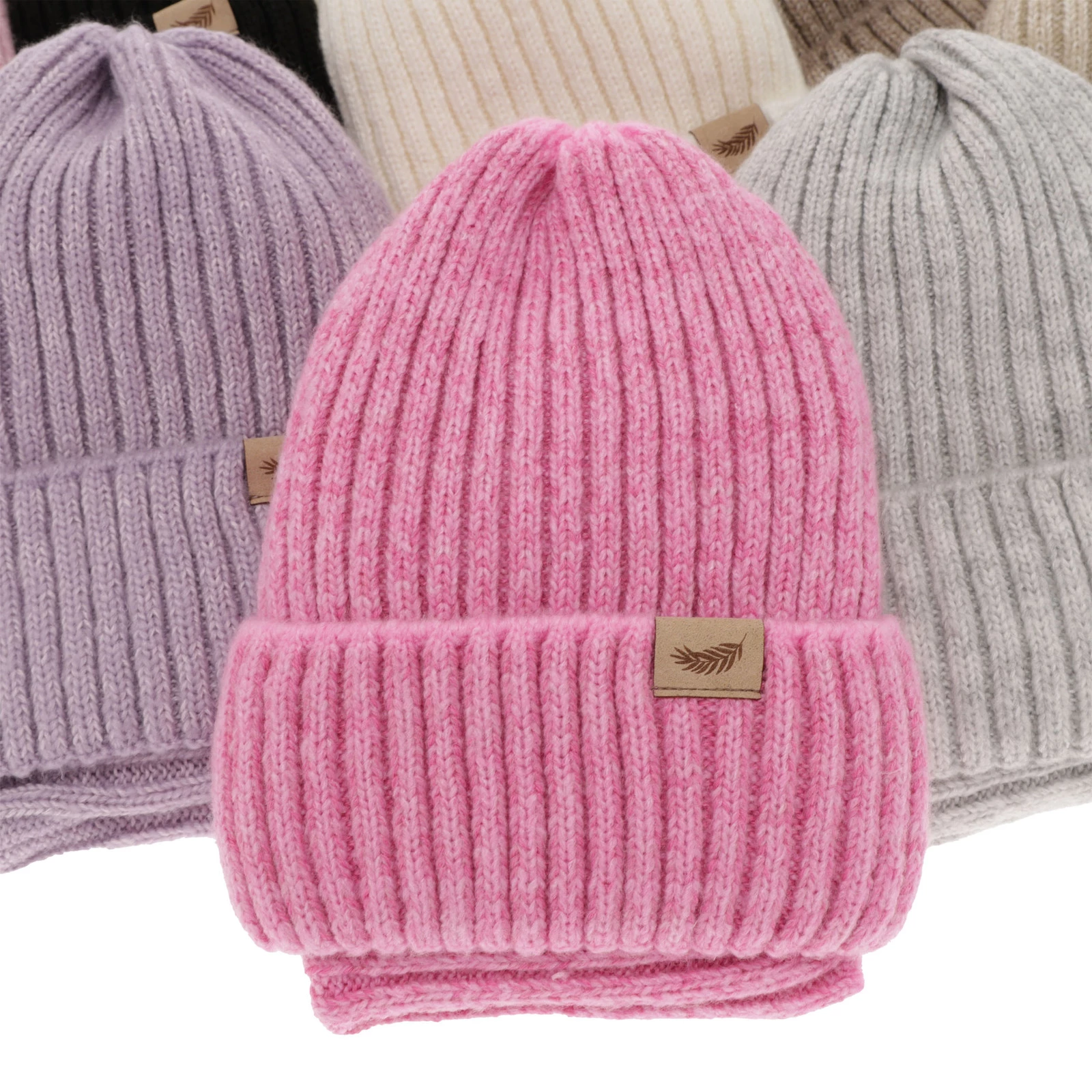 Czapka i komin dla dziewczynki zimowy komplet, różowy, z wełną merino Karmina