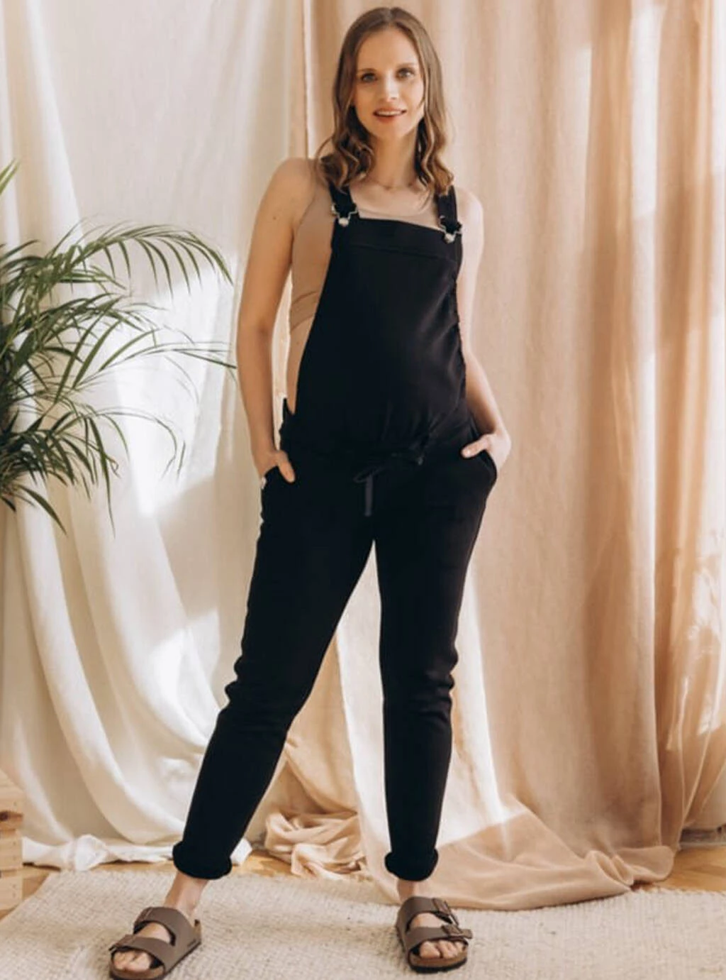 ogrodniczki ciążowe MOTHER NATURE Czarne