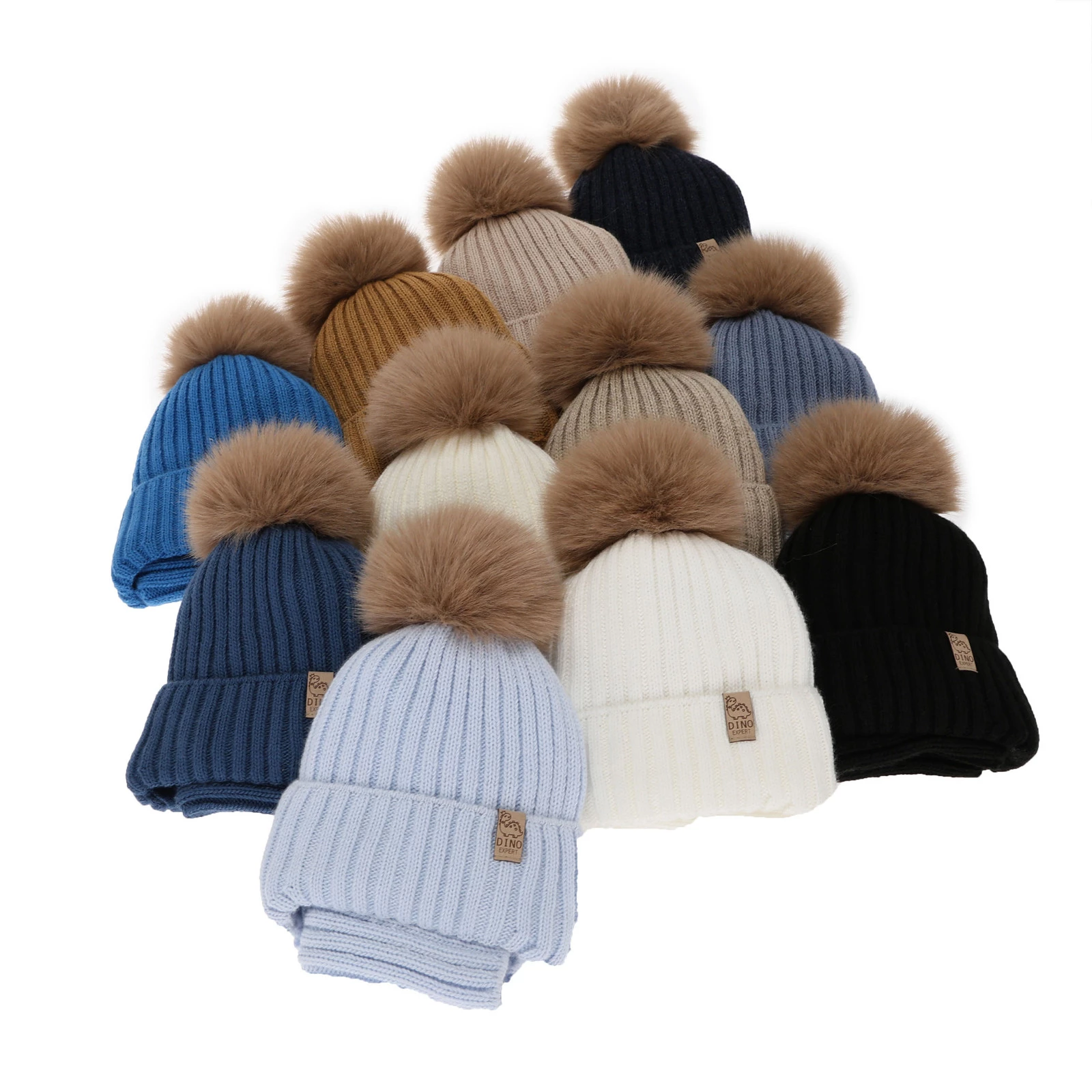 Czapka i komin dla chłopca, zimowy komplet, camel, z pomponem Bagil
