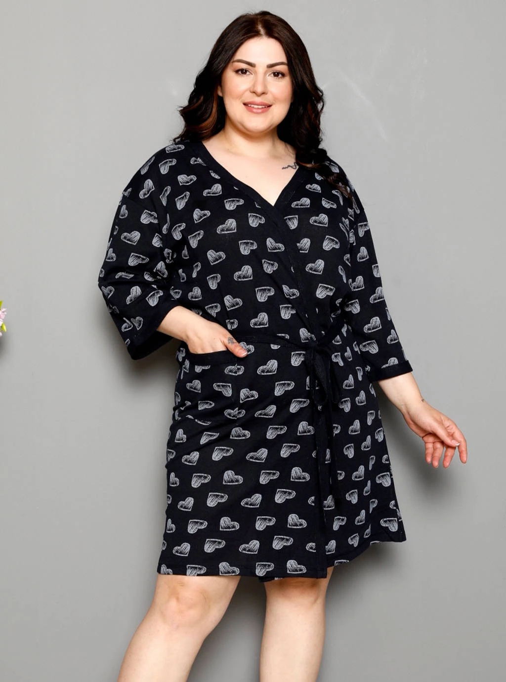 Szlafrok Damski plus size - Serduszka czarny