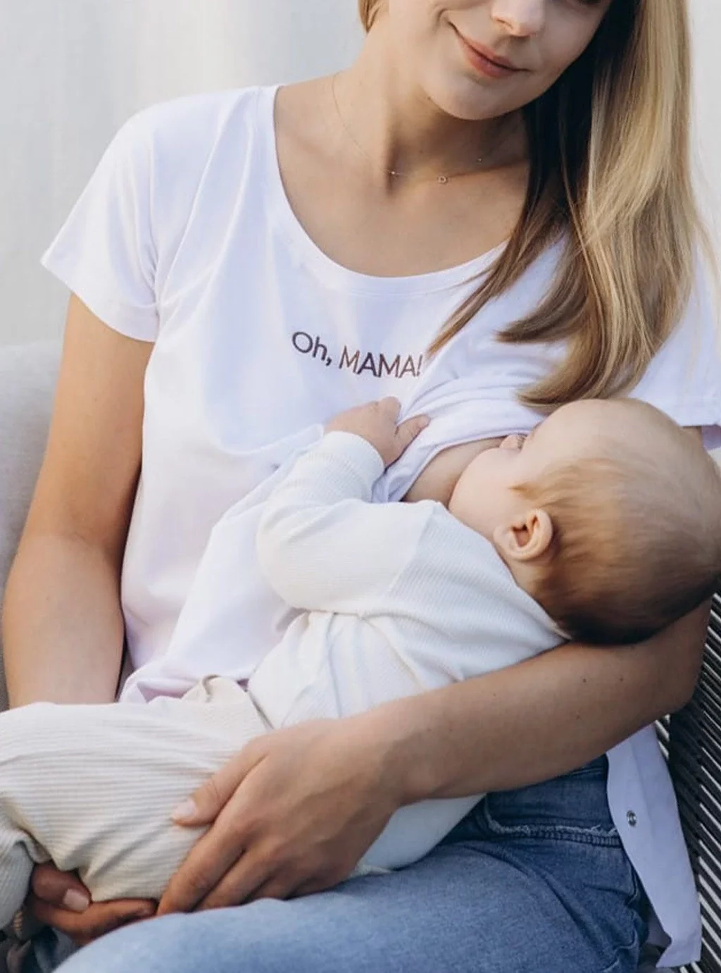 T-SHIRT OH, MAMA! do karmienia z odpinanymi bokami biały