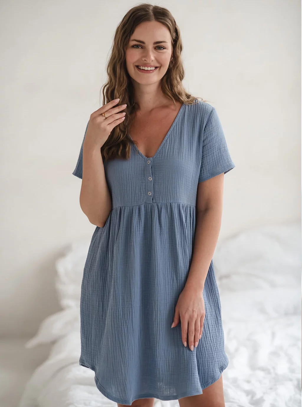 Muślinowa koszula nocna ciążowa do karmienia rozpinana Aurora błękitna