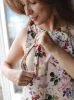 Elegancka sukienka ciążowa i do karmienia Mama MiA! pudrowy róż w kwiaty