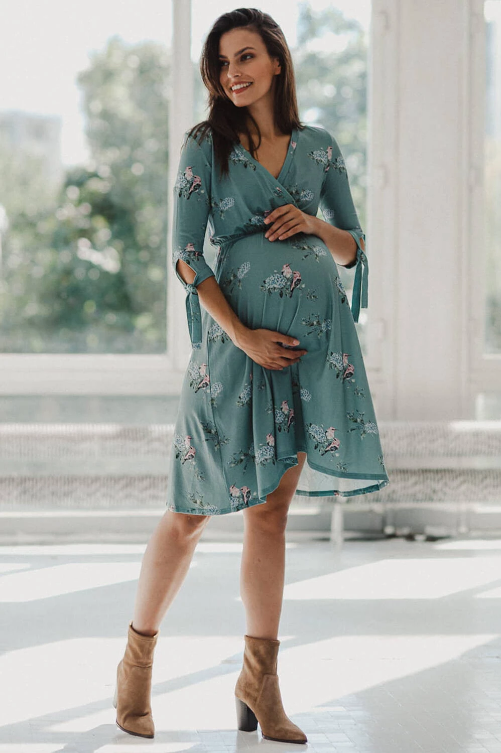 Sukienka ciążowa i do karmienia Two Ways MIDI rękaw 3/4  eukaliptus w hortensje