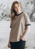 T-Shirt HE kawa z czarnym