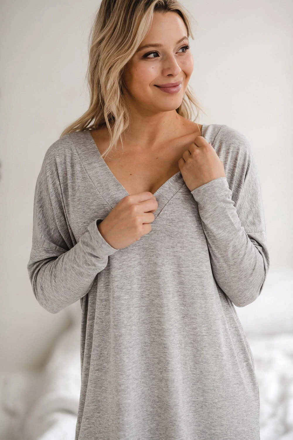 Wiskozowa koszula nocna ciążowa i do karmienia z długim rękawem Moon jasny szary