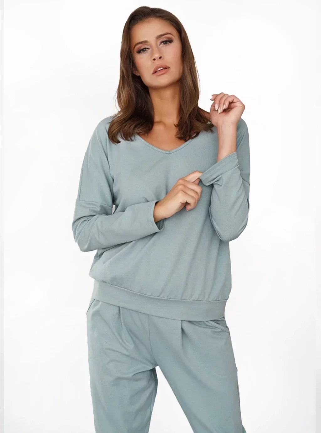 Karina komplet dresowy damski długi rękaw. długie spodnie miętowy