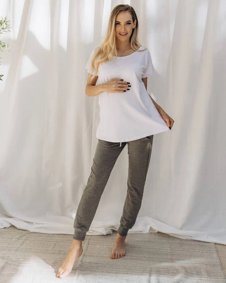 T-shirt do karmienia oversize biały