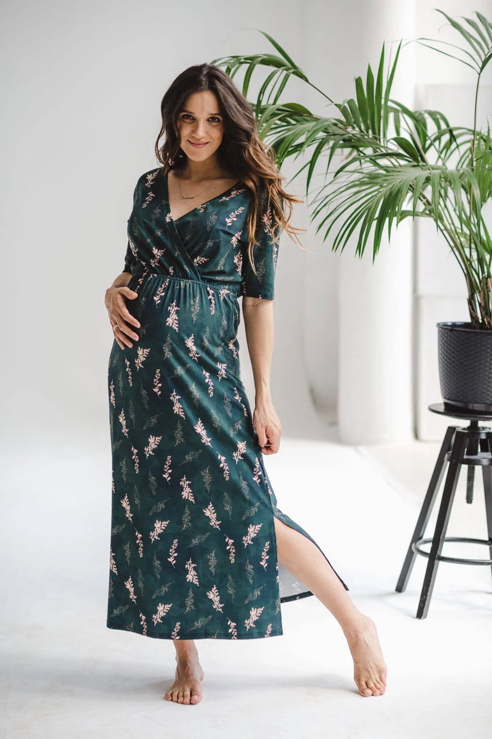 Sukienka ciążowa i do karmienia Two Ways LONG butelkowa zieleń w gałązki