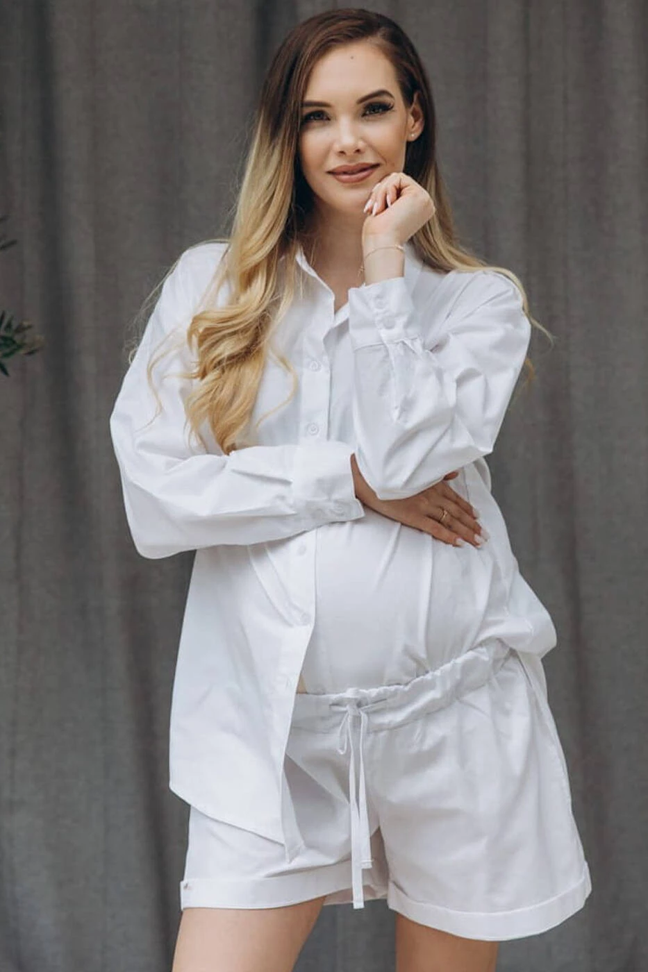 Szorty ciążowe OXFORD białe