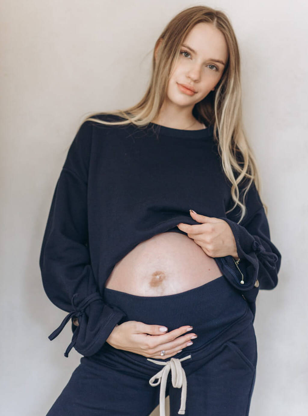 Bluza ciążowa i do karmienia z troczkami - Granatowa